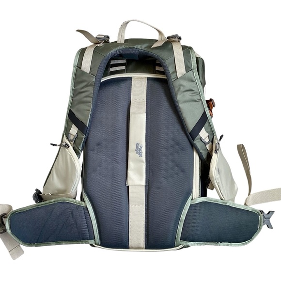 (NWOT) VSGO Pocket Ranger 35L Camera Backpack - Picture 4 of 10